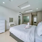 3Bd Modern Apartment In Sanur With Bbq & Huge Shared Pool